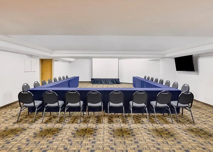 Fiesta Insurgentes Viaducto Hotel 4*