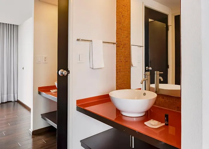 Fiesta Insurgentes Viaducto Hotel 4*
