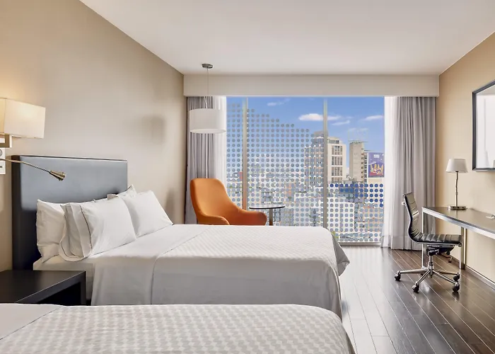 Hotel Fiesta Insurgentes Viaducto 4*