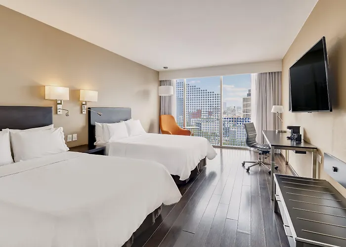Fiesta Insurgentes Viaducto 4* Mexico City