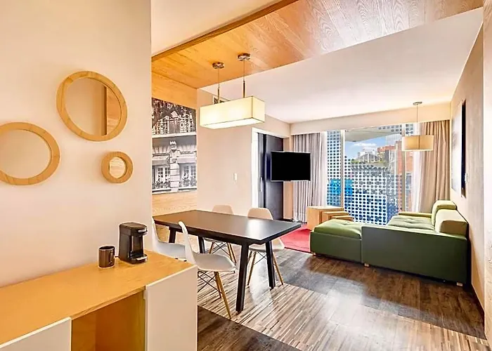 Hotel Fiesta Insurgentes Viaducto